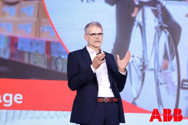 1758684114283546.jpg 333.jpg